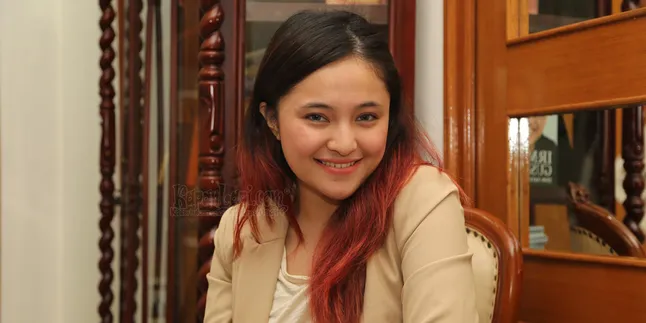 FOTO: Marshanda Selfie Berkerudung Bareng Ibunda, Banjir Pujian!