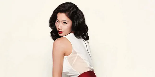 Foto Masa Lalu Terungkap, Clara Operasi Plastik?