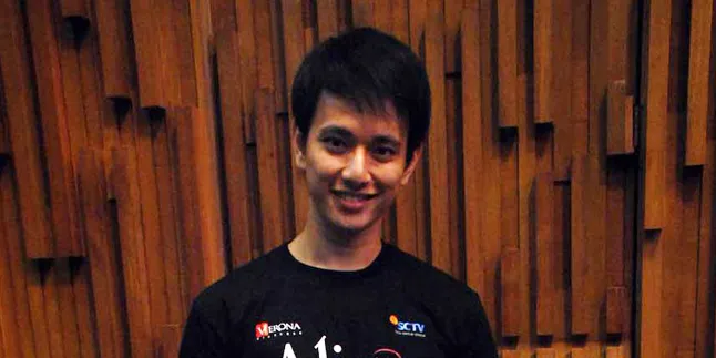 Foto Mirip Billy Davidson Saat Pipis Beredar, Ini Kata Keluarga Foto Mirip Billy Davidson Saat Pipis Beredar, Ini Kata Keluarga