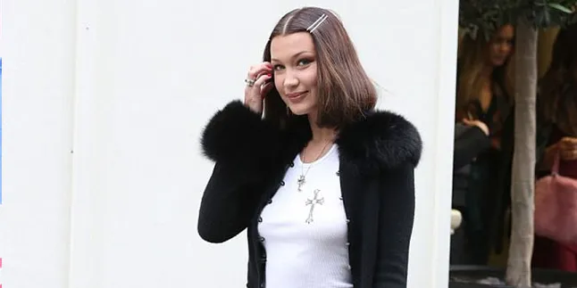 [FOTO] Pamer Kaki Jenjang, Bella Hadid Pemotretan Hot