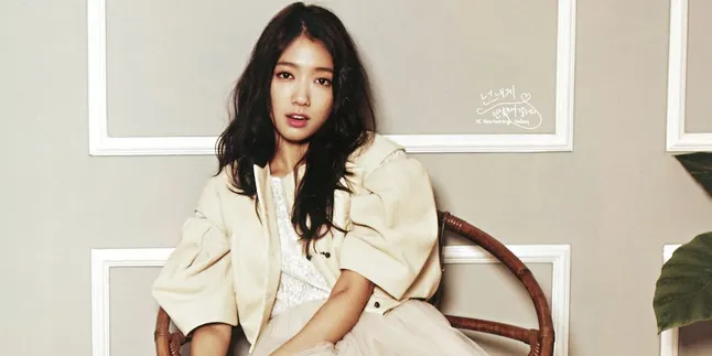 [FOTO] Park Shin Hye Penggemar Macarons?