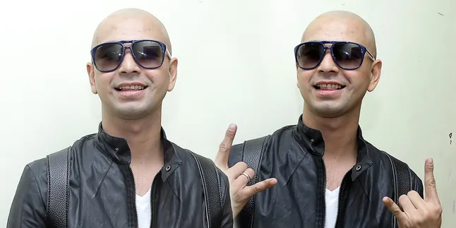 [Foto] Penuhi Nazar, Raffi Ahmad Gundul Rambutnya