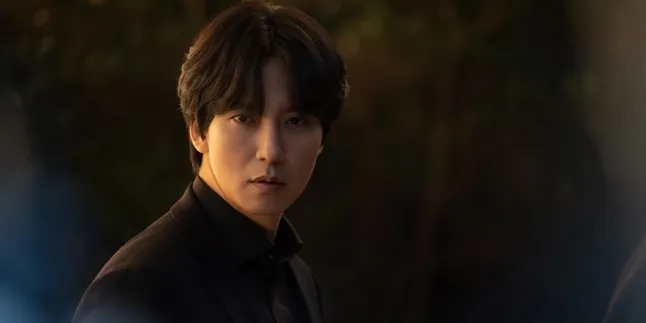 Foto Perdana Kim Nam Gil Untuk Drama 'ISLAND', Jadi Manusia Setengah Monster Foto Perdana Kim Nam Gil Untuk Drama 'ISLAND', Jadi Manusia Setengah Monster
