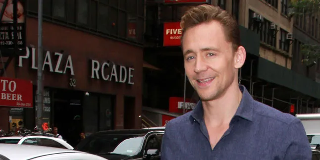 Tom Hiddleston Bikin Instagram Baru, Mana Foto Taylor Swift?
