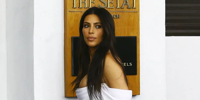 [FOTO] Pertama Kali Pasca Dirampok, Kim Kardashian Pergi ke Dubai