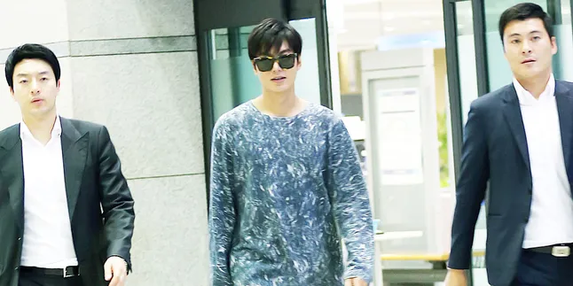 [FOTO] Ratusan Fans Penuhi Bandara Gimpo Demi Ketemu Lee Min Ho
