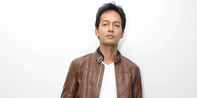 [FOTO] Romantis, Fedi Nuril dan Istrinya Babymoon di Bali