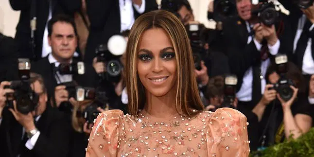 [FOTO] Sambut Anak Kembar, Beyonce Sewa Rumah 5 Miliar Per Bulan
