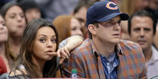 [FOTO] Sarapan Berduaan, Ashton Kutcher Gandeng Mesra Mila Kunis