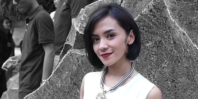 FOTO: Selamat! Enno Lerian Dikaruniai Anak Ketiga