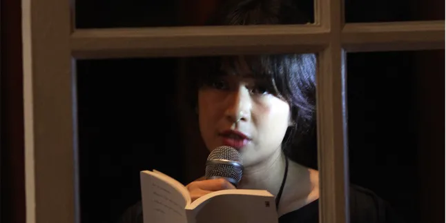 [FOTO] Selfie di Tengah Salju Lebat, Dian Sastro Bikin Iri!