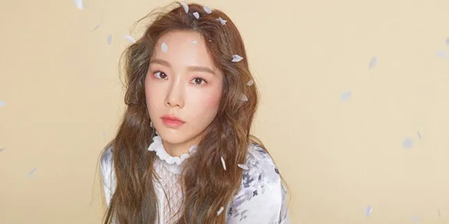 Foto Selfie Hanya Pakai Bra, Taeyeon Girls Generation Bikin Publik Terkejut Foto Selfie Hanya Pakai Bra, Taeyeon Girls Generation Bikin Publik Terkejut