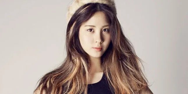 [FOTO] Seohyun SNSD Bergaya 'Aneh' di Bandara?