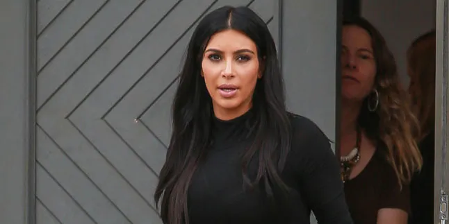 [FOTO] Setelah Lahirkan Saint West, Kim Kardashian Makin Langsing
