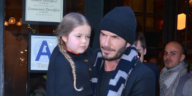 [FOTO] So Sweet, David Beckham Bangunkan Istana Untuk Harper