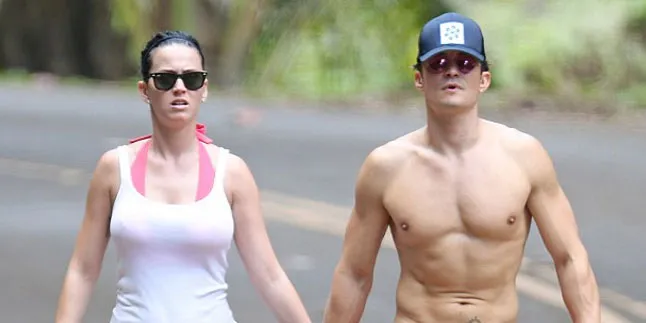 [FOTO] So Sweet! Katy Perry & Orlando Bloom Boncengan Motor