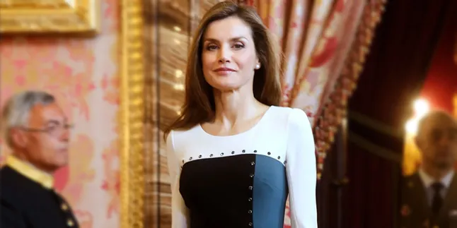 [FOTO] Style Musim Dingin Ratu Letizia, Tetap Cantik & Fashionable!