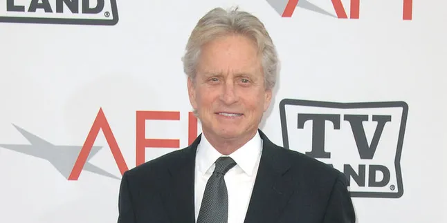 [FOTO] Sudah 4 Tahun, 'Istana' Michael Douglas Belum Juga Terjual