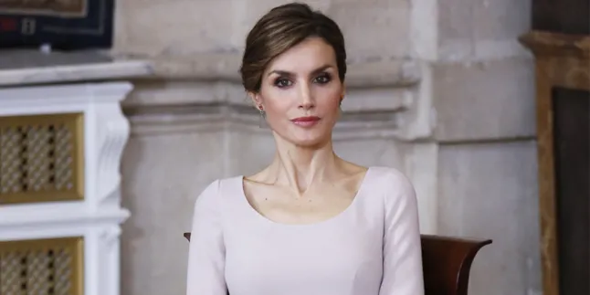 [FOTO] Tak Lagi Anggun, Ratu Letizia Kini Makin Hot Menggoda