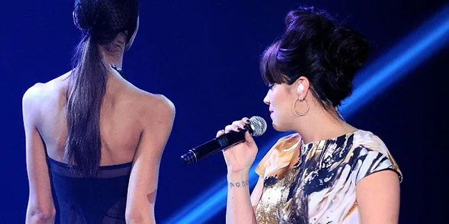 [Foto] Tak Lagi Seksi, Lily Allen Iri Pada Model Ini?