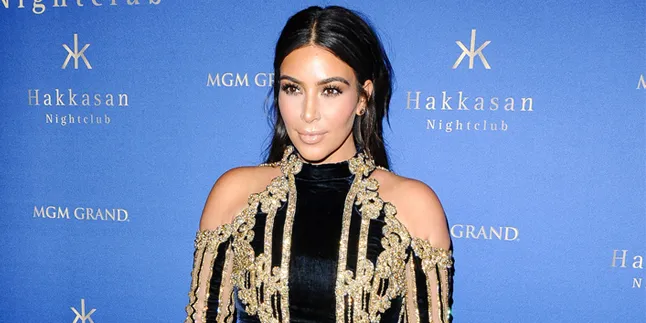 [FOTO] Tanpa Make Up, Kim Kardashian Pamer Wajah Aslinya
