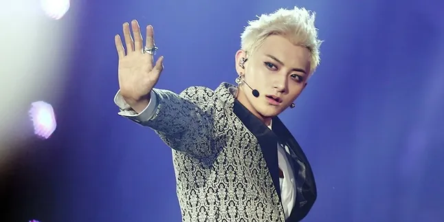FOTO: Tao EXO 'Ketahuan' Persiapan Comeback, Sembuh Dari Cedera? FOTO: Tao EXO 'Ketahuan' Persiapan Comeback, Sembuh Dari Cedera?