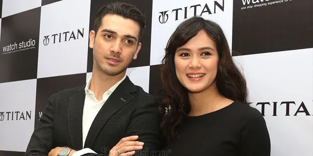[Foto] Tengah Hamil, Perut Renata Kusmanto Mulai Tampak Buncit