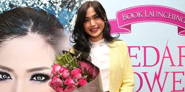 [FOTO] Ternyata, Begini Gaya Cantik Jessica Iskandar Saat Hamil