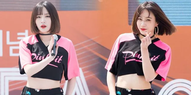 [FOTO] Tertangkap Kamera! Hani EXID Lupa Tutup Kancing Celana