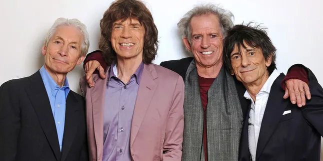 [Foto] The Rolling Stones Tampilkan Artis Topless di Video Klipnya