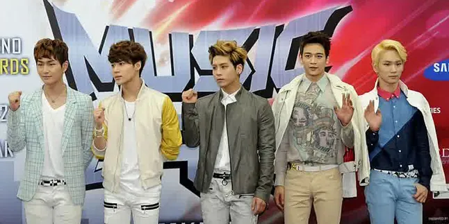 [FOTO] Tiba di Indonesia, SHINee Super Fashionable!