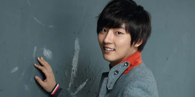 [FOTO] Turun 7 Kg Demi Drama, Yoon Shi Yoon Lebih Ganteng?