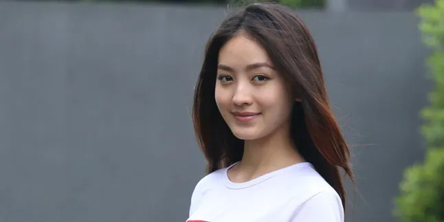 FOTO: Ulang Tahun ke-18, Natasha Wilona Dapat Kejutan Spesial FOTO: Ulang Tahun ke-18, Natasha Wilona Dapat Kejutan Spesial