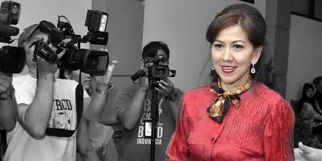[FOTO] Umbar Belahan Dada, Venna Melinda Dihujat Habis-Habisan