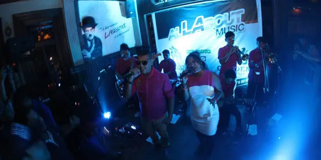 [FOTO] Valentine, Souljah Malah Tambah Mesra Dengan Mereka Ini