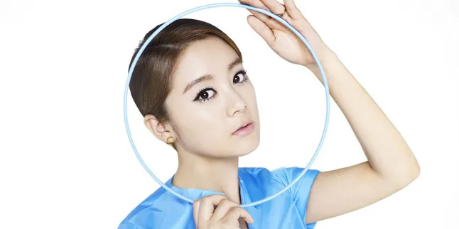 [FOTO] Wajah Berbeda, Hyelim Wonder Girls Operasi Plastik?