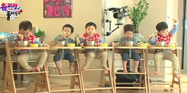 FOTO: Wajah Bosan Bintang 'Superman Returns' di KBS Ent Awards FOTO: Wajah Bosan Bintang 'Superman Returns' di KBS Ent Awards