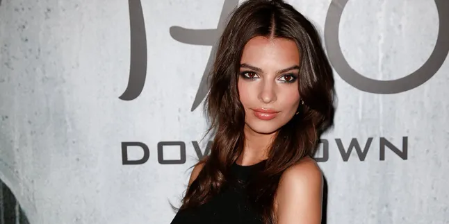 [FOTO] Wajah Imut Emily Ratajkowski Sebelum Jadi Model Panas