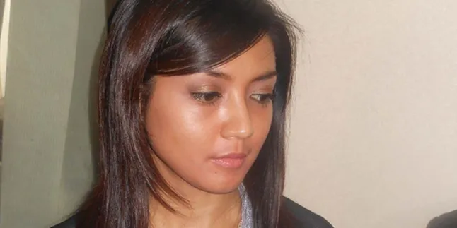 [Foto] Wiwid Gunawan, Manis Tanpa Make Up Tebal