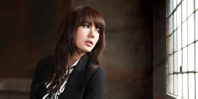 [FOTO] Yoon Eun Hye Tetap Energik di 'Future Choice'