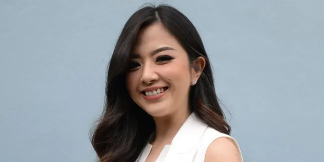 Franda Dukung Samuel Zylgwyn Rintis Bisnis Kos-kosan