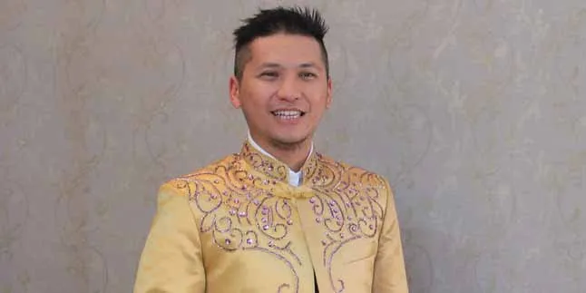 Gading Marten Doakan Hubungan Enji dan Ayu Ting Ting