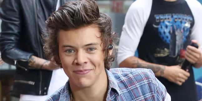 Gadis-Gadis Cantik Mantan Harry Styles Ini Bisa Bikin Kamu Ngiler Gadis-Gadis Cantik Mantan Harry Styles Ini Bisa Bikin Kamu Ngiler