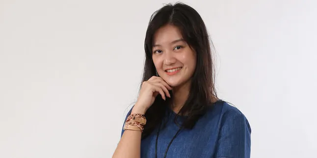 Gadis Ini Mirip Banget Dengan Leony, Bak Saudara Kembar! Gadis Ini Mirip Banget Dengan Leony, Bak Saudara Kembar!