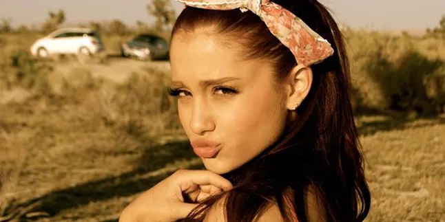 Gaet Zedd, Ariana Grande Tentang Tim Manajemen