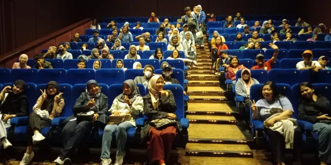 Gala Premiere Sampai Nobar Film 'ANDAI IBU TIDAK MENIKAH DENGAN AYAH' Pecahkan Antusias Penonton!