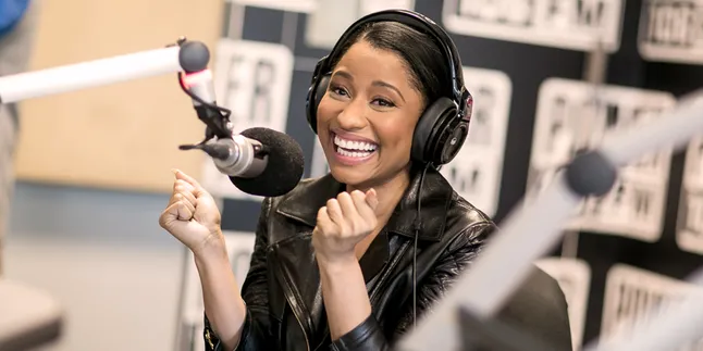 Gandeng Chris Brown & Meek Mill, Minaj Jadi Ratu di Rumah Mewah Gandeng Chris Brown & Meek Mill, Minaj Jadi Ratu di Rumah Mewah