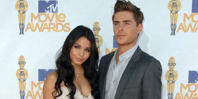 Gandeng Pacar Baru, Zac Efron Ketemu Mantan di Pesta Halloween