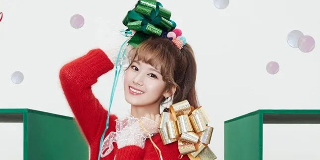 Ganggu Saat Ngedance, Sana TWICE Selipkan Pita di Balik Bra