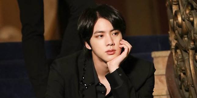 The Handsome Jin of BTS is Made into a Webtoon Character, What Does It Look Like?